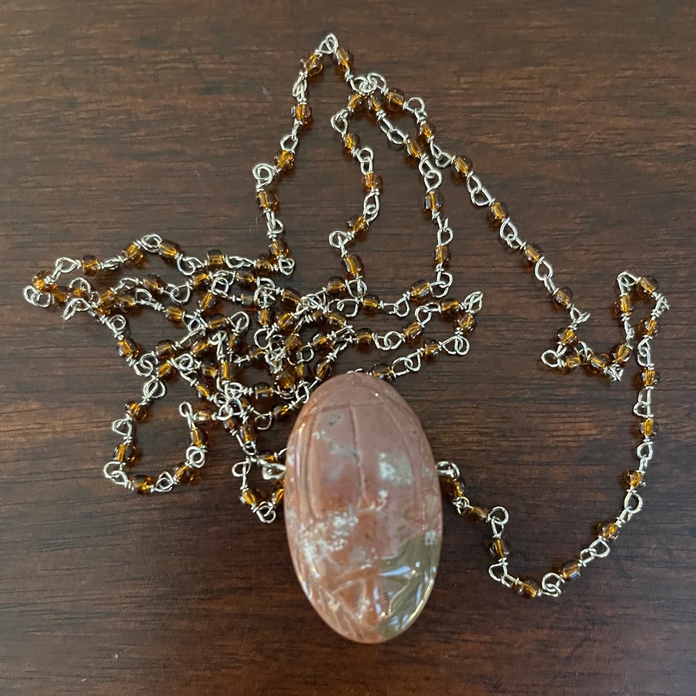 Carved jasper scarab crystal glass pendant - Picture 2 of 4